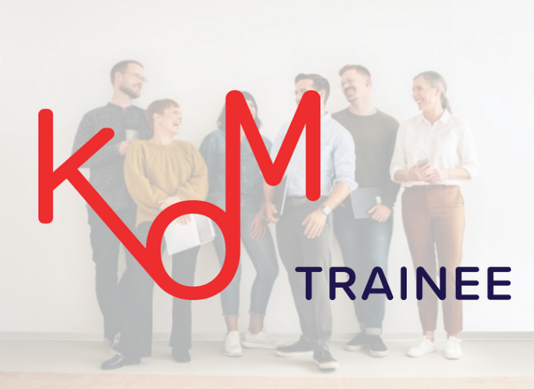 kom trainee logo
