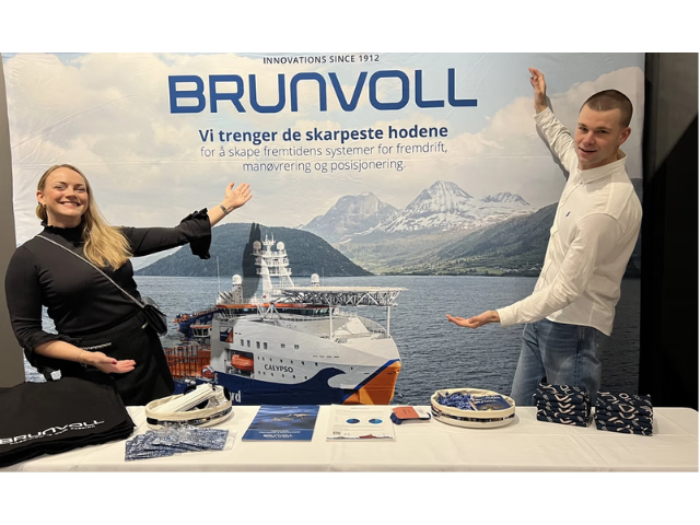 Marthe Outzen og Fredrik Wicken på fjorårets jobbmesse i Trondheim.